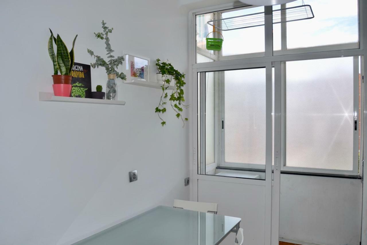 Apartamento Completamente Equipado En Ferrol. Apartment Exterior foto